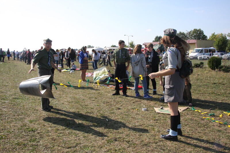 Zdjęcie 4: Święto latawca na lotnisku w Piotrkowie