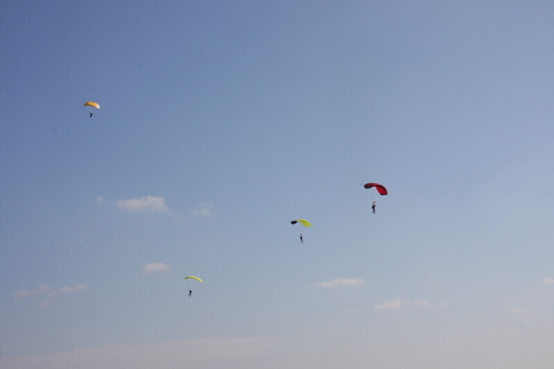 Zdjęcie 19: Święto latawca na lotnisku w Piotrkowie