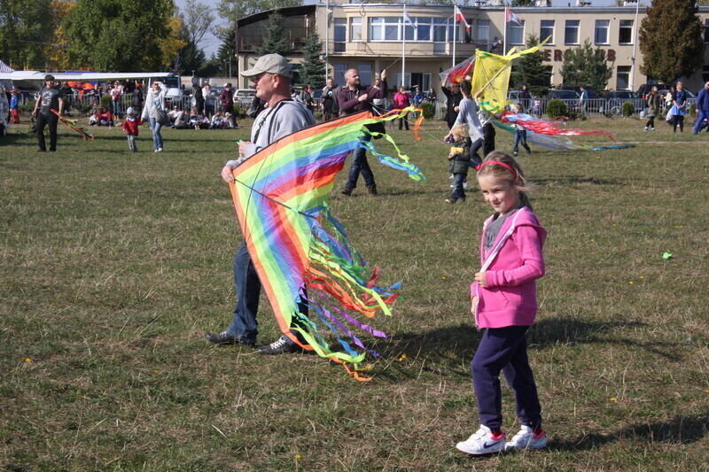 Zdjęcie 29: Święto latawca na lotnisku w Piotrkowie