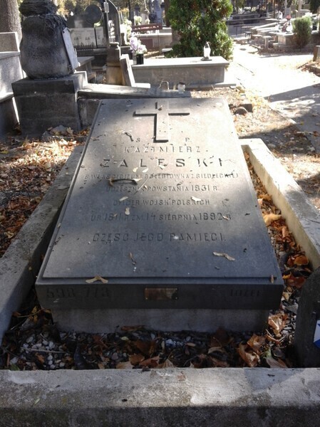 Zdjęcie 3: Spacer po Piotrkowskich Powązkach