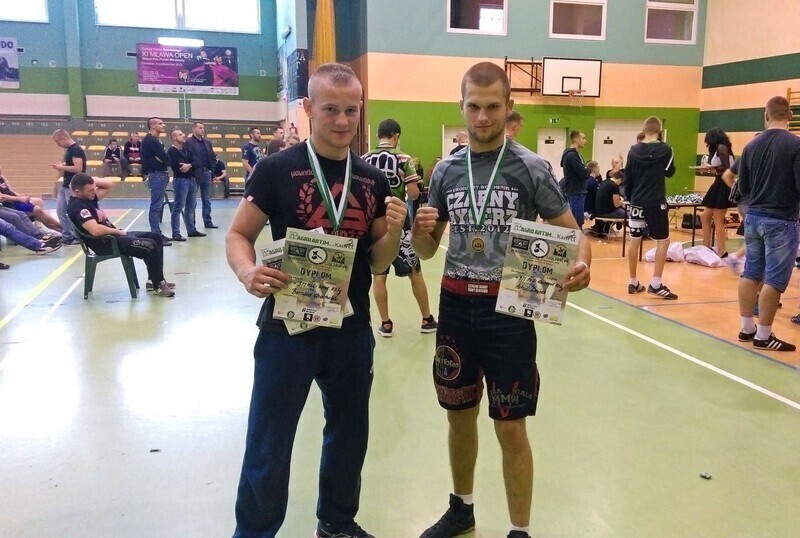 Zdjęcie 2: Zaczynał w garażu, dziś sprowadza przeciwników do parteru