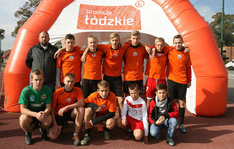 Młodzi piłkarze z Aleksandrowa najlepsi w województwie