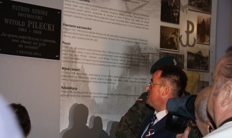 Zdjęcie 14: Rotmistrz Pilecki patronem ZSP nr 1