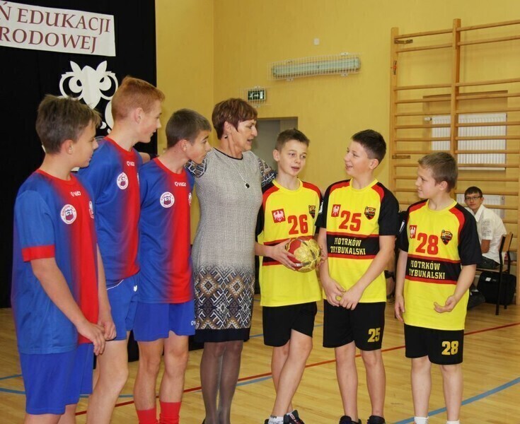 Zdjęcie 17: Dzień Edukacji świętowali w Gimnazjum nr 2