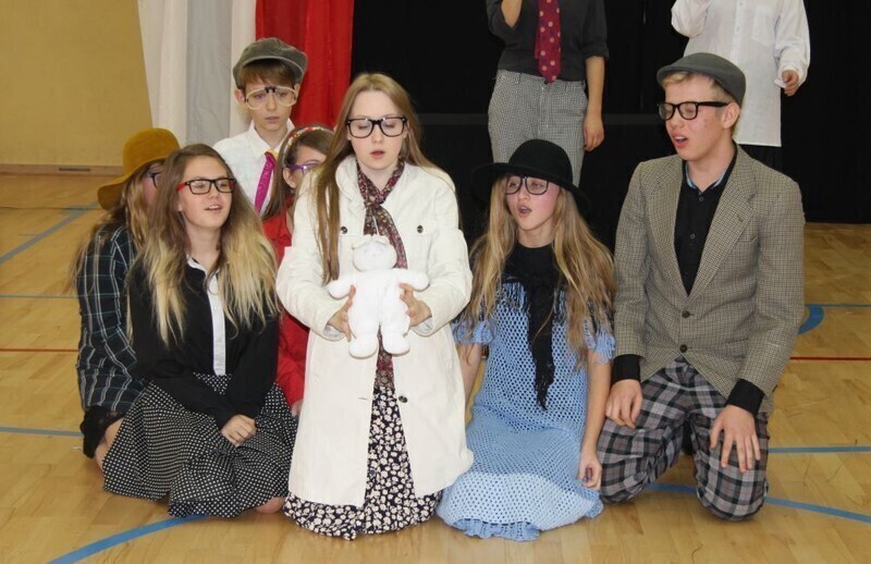 Zdjęcie 25: Dzień Edukacji świętowali w Gimnazjum nr 2