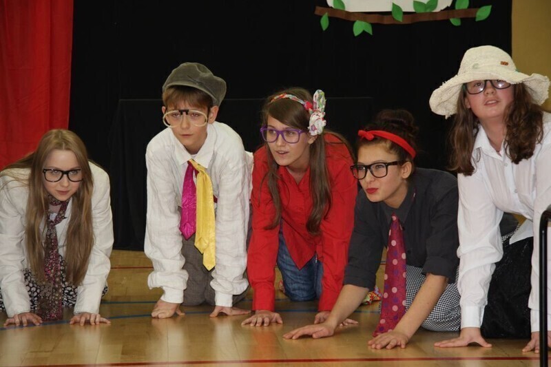 Zdjęcie 26: Dzień Edukacji świętowali w Gimnazjum nr 2