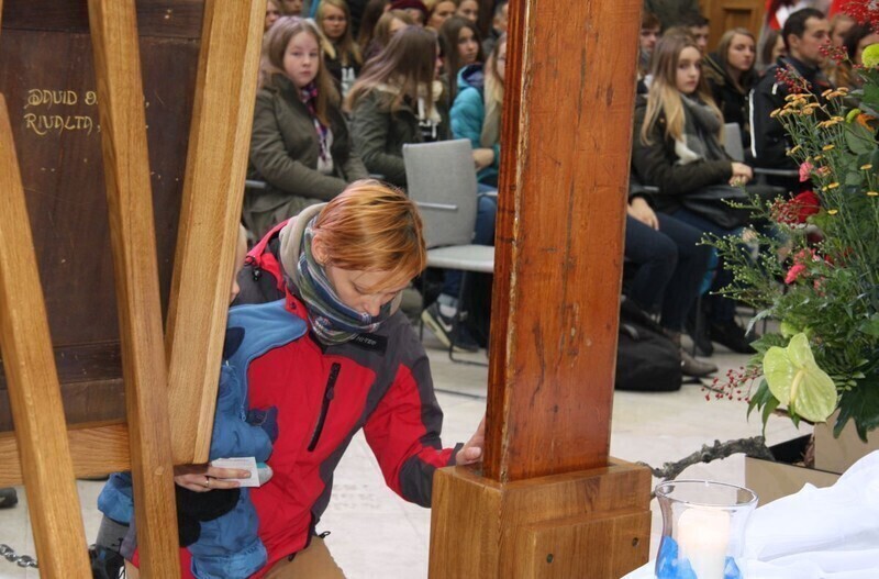 Zdjęcie 2: Symbole Światowych Dni Młodzieży w Piotrkowie 