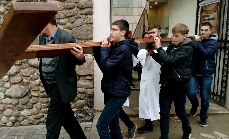 Zdjęcie 15: Symbole Światowych Dni Młodzieży w Piotrkowie 