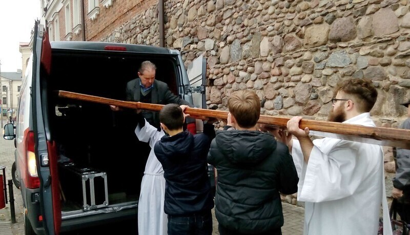 Zdjęcie 17: Symbole Światowych Dni Młodzieży w Piotrkowie 