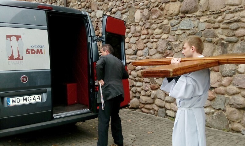 Zdjęcie 18: Symbole Światowych Dni Młodzieży w Piotrkowie 