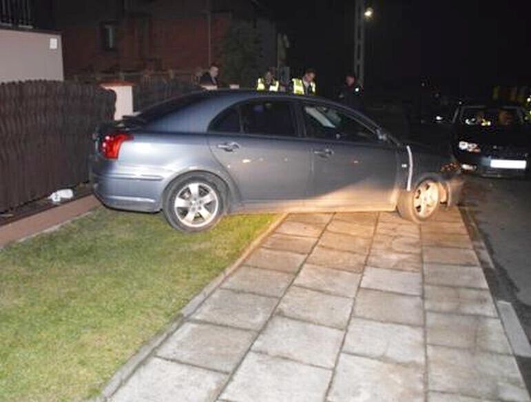 Zdjęcie 2: Diler uciekał ulicami Moszczenicy 