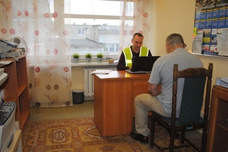 Zdjęcie 3: Diler uciekał ulicami Moszczenicy 