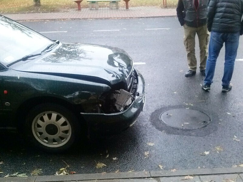 Zdjęcie 3: Wypadek na ul. Kostromskiej. 41-latek w szpitalu 