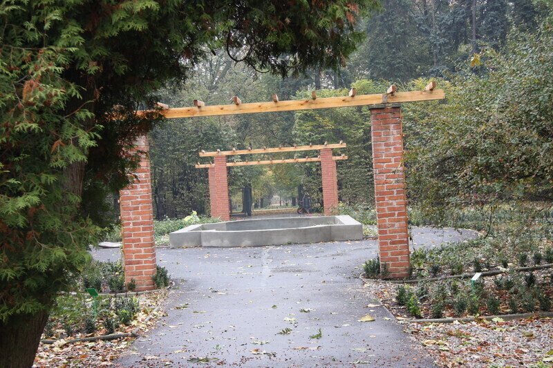 Zdjęcie 9: Park  Poniatowskiego dostępny dla mieszkańców