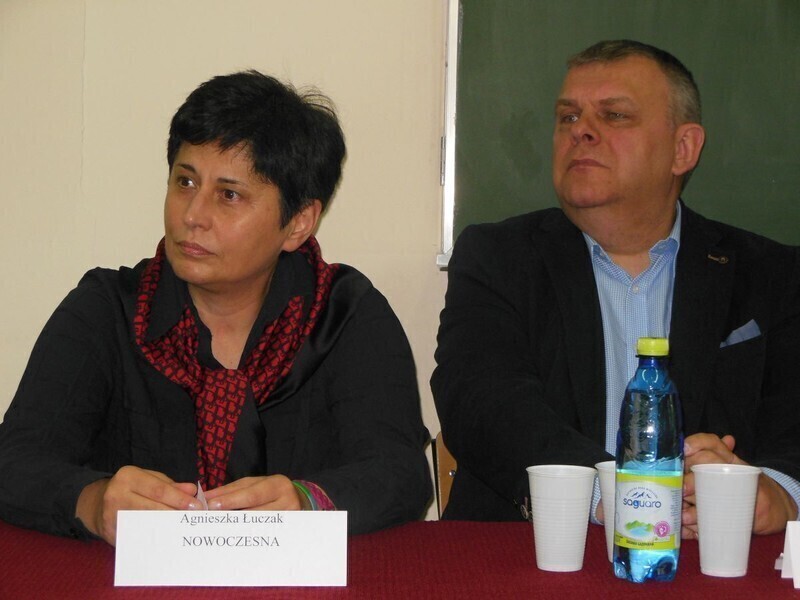 Zdjęcie 10: Studenci pytali, kandydaci odpowiadali