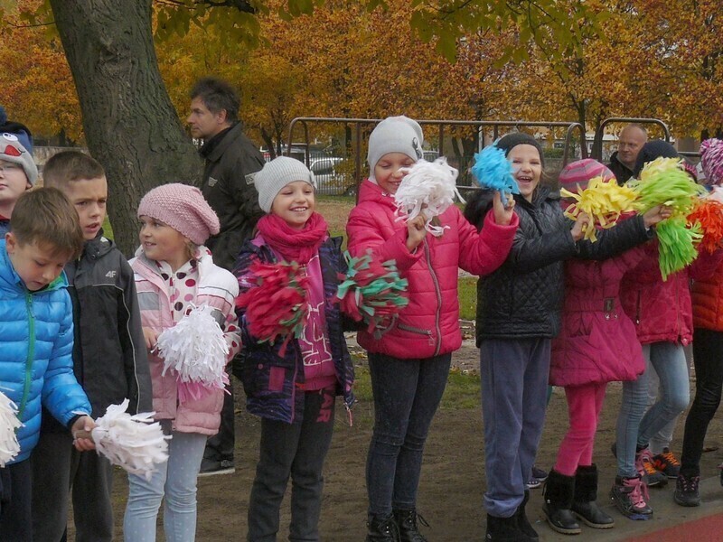 Zdjęcie 9: Pierwszy mecz na wymarzonym boisku już rozegrany