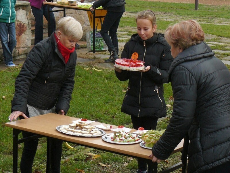 Zdjęcie 11: Pierwszy mecz na wymarzonym boisku już rozegrany