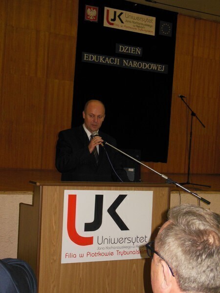 Zdjęcie 1: Wojewódzkie obchody Dnia Edukacji Narodowej w Piotrkowie