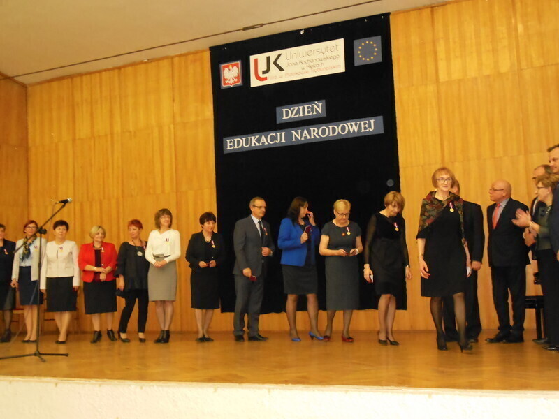 Zdjęcie 13: Wojewódzkie obchody Dnia Edukacji Narodowej w Piotrkowie