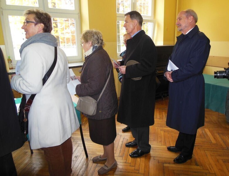 Zdjęcie 4: PiS wygrywa wybory parlamentarne!