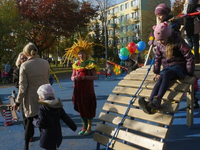 Zdjęcie 4: Nowy plac zabaw i kolejna siłownia zewnętrzna 