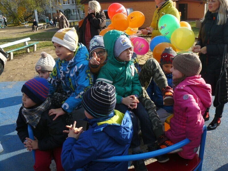 Zdjęcie 8: Nowy plac zabaw i kolejna siłownia zewnętrzna 