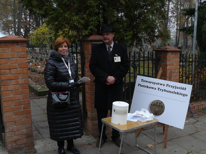 Zdjęcie 2: Zbierają na odnowę zabytkowych nagrobków