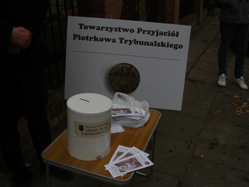 Zdjęcie 4: Zbierają na odnowę zabytkowych nagrobków