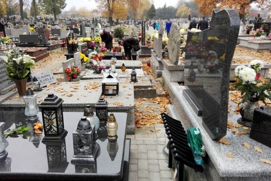 Jak zmieniają się nasze cmentarze