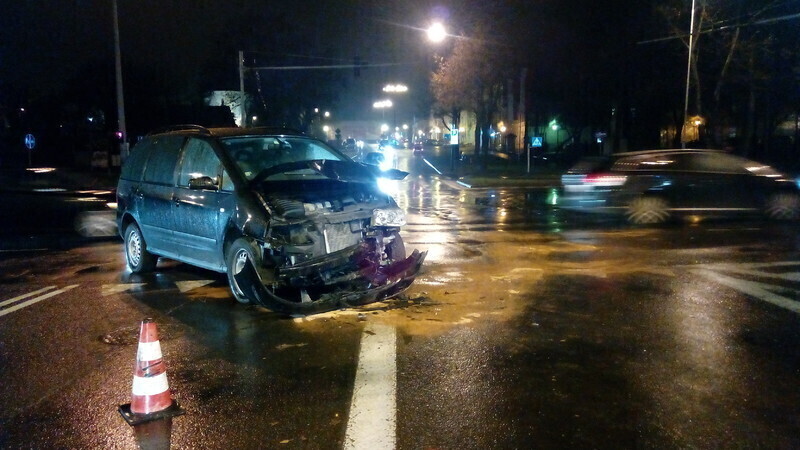 Zdjęcie 4: Trudne warunki na drogach miasta i regionu