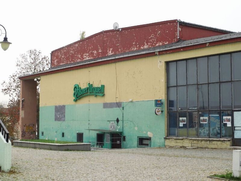 Zdjęcie 4: Tam mógłby stanąć wieżowiec ze szkła i aluminium. Kto kupi Hawanę?