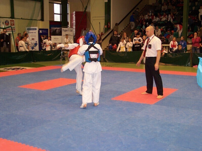 Zdjęcie 3: Oyama karate króluje w hali Relax