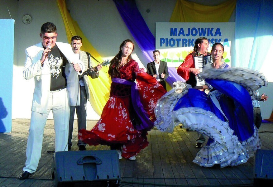 Zdjęcie 1: Piotrków nie wywiązuje się z obowiązków wobec Romów?