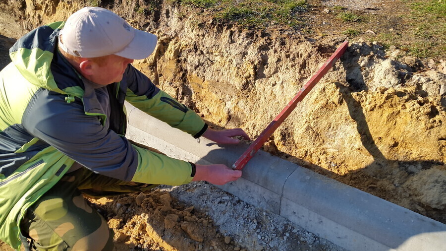 Zdjęcie 1: Ulica Świerczów w Piotrkowie. Remont, który budzi kontrowersje