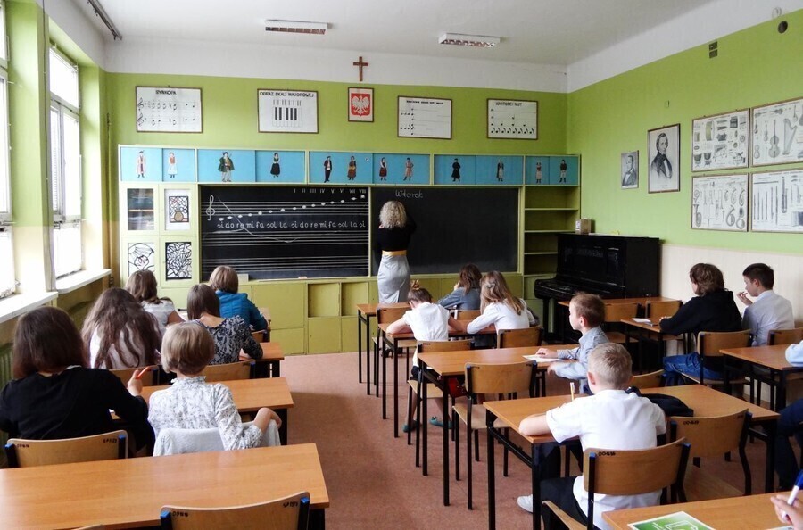 Kto poniesie koszty likwidacji gimnazjów