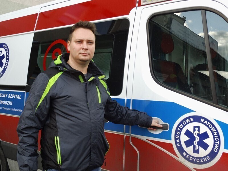 Pijany 70-latek pobił ratownika medycznego AKTUALIZACJA