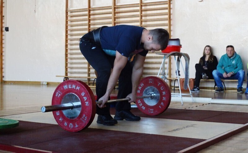 Zdjęcie 5: Ile podnieśli w martwym ciągu?