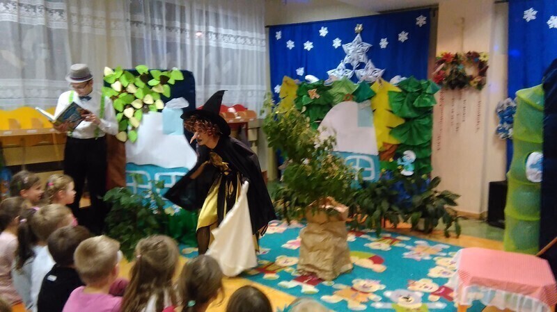 Zdjęcie 4: Niezwykłe smerfy w Przedszkolu nr 15