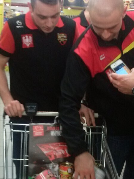 Zdjęcie 4: Piotrkowscy szczypiorniści wsparli Szlachetną Paczkę