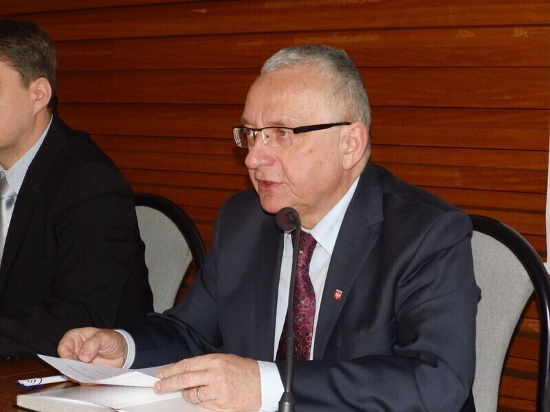 Zdjęcie 4: Radny Ludomir Pencina znów zmienił front 