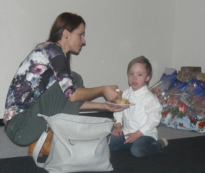 Zdjęcie 18: Jasełka i spotkanie opłatkowe Szansy