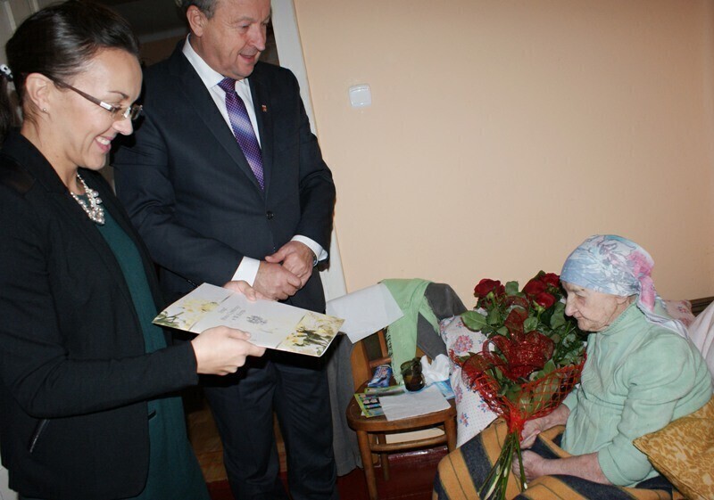 Zdjęcie 4: Mieszkanka gminy Wolbórz skończyła sto lat!