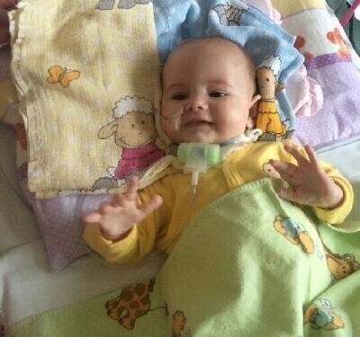 Zdjęcie 1: Maleńka Lilianka potrzebuje pomocy