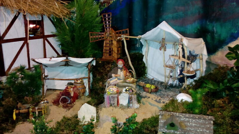 Zdjęcie 3: Bernardyńska szopka prawie gotowa
