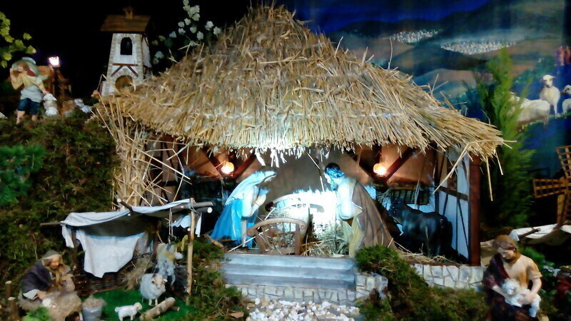 Zdjęcie 15: Bernardyńska szopka prawie gotowa