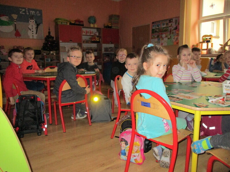 Zdjęcie 3: Radosne Maluchy w każdej szkole miasta i gminy Sulejów 