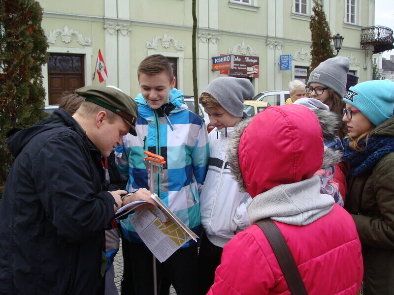 Zdjęcie 11: Świątecznie maszerowali na orientację