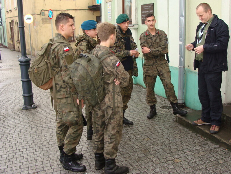 Zdjęcie 15: Świątecznie maszerowali na orientację