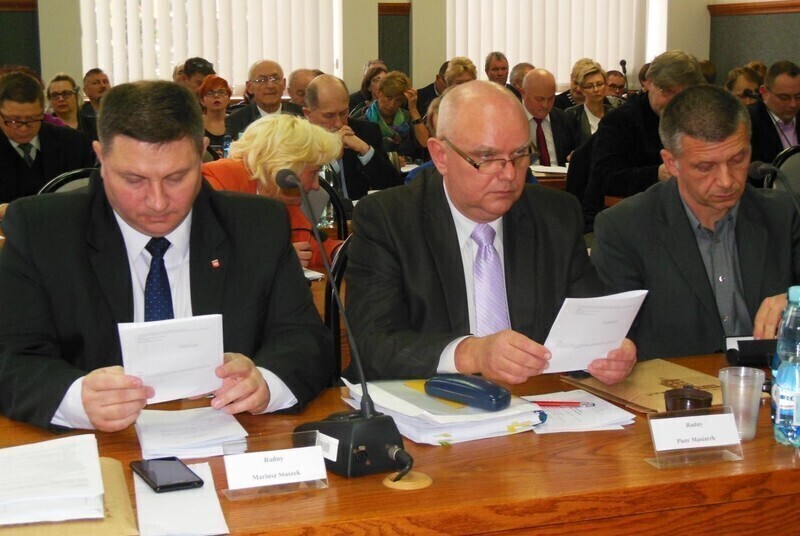 Zdjęcie 3: Awantura na sesji. Polityka zdominowała dyskusję nad budżetem 