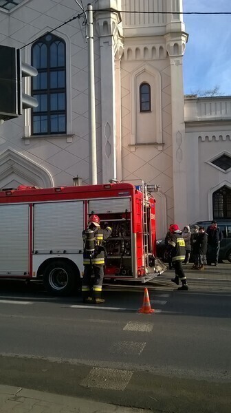 Zdjęcie 3: Pożar w bibliotece 
